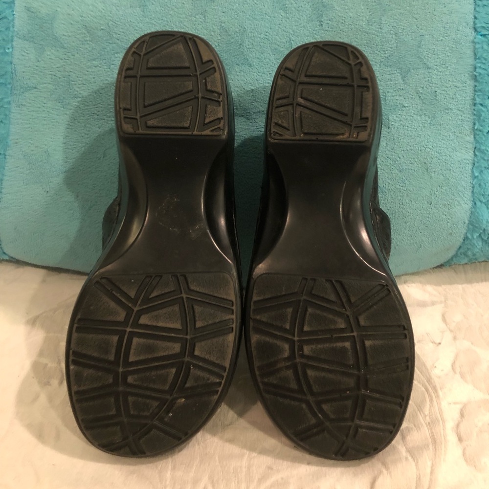 G.H. BASS & CO. “Sheena” Clog Pebbled/Tooled Faux Leather. Fab Comfy Shoe‼️ - Picture 6 of 6